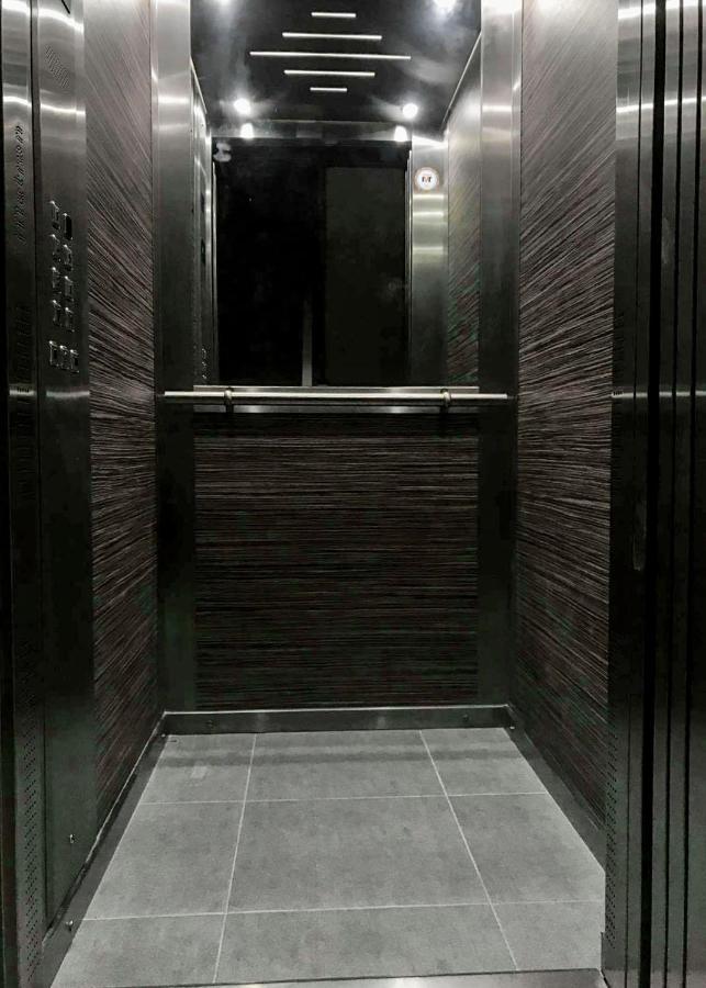 F11 Room 2, Private Room Two Single Beds Shared Bathroom In Shared Flat Msida Exterior foto